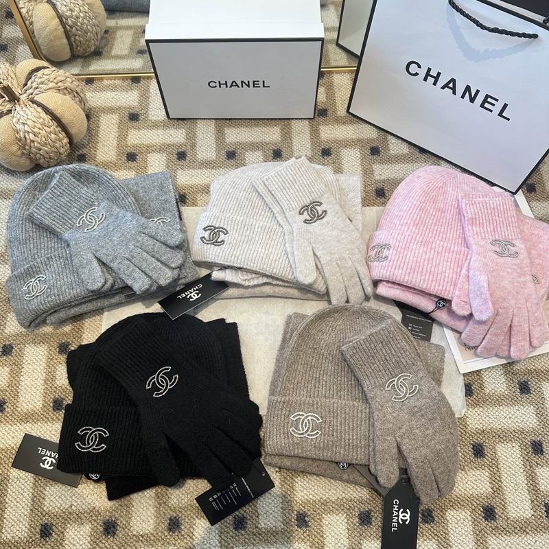 Chanel Scarf Hat Gloves 122501